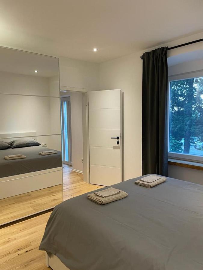 Aegida Beachfront Apartment Koper Exterior foto